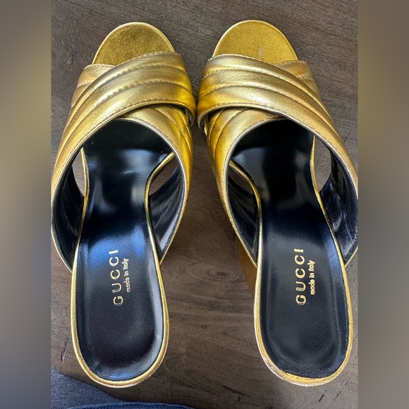 GUCCI Metallic Nappa Webby Leather Crossover Heel Slide Sandals 38.5 Oro Vecchio - Picture 11 of 12